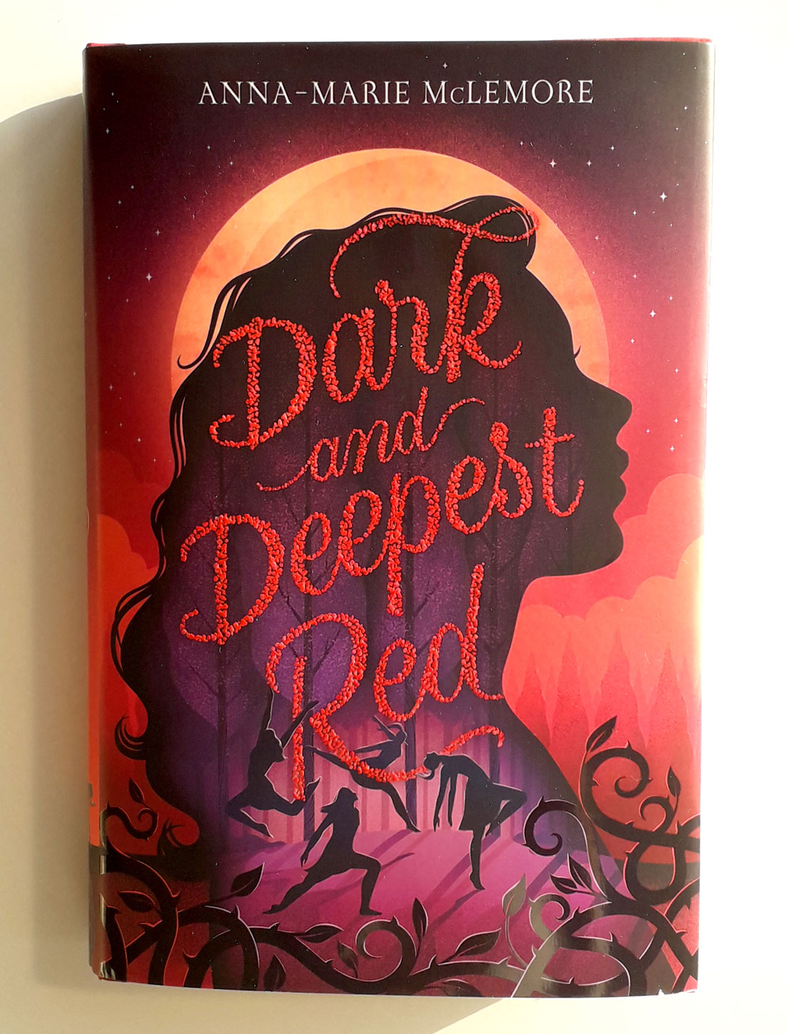 Book cover illustration for Macmillan - Dark and Deepest Red